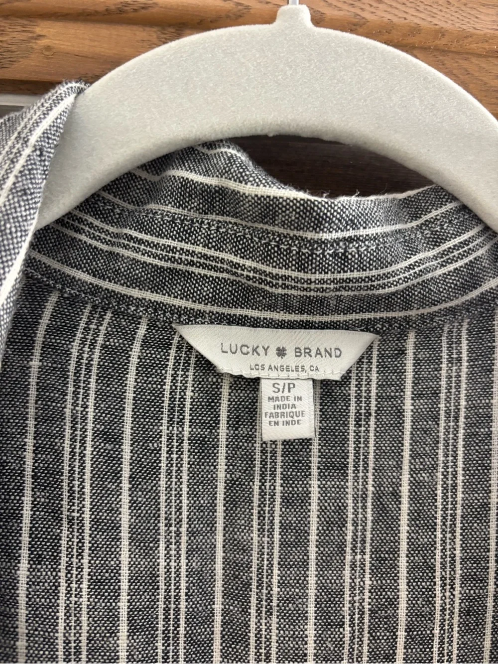 Lucky Brand Gray and White Linen Short-Sleeve Button-Up